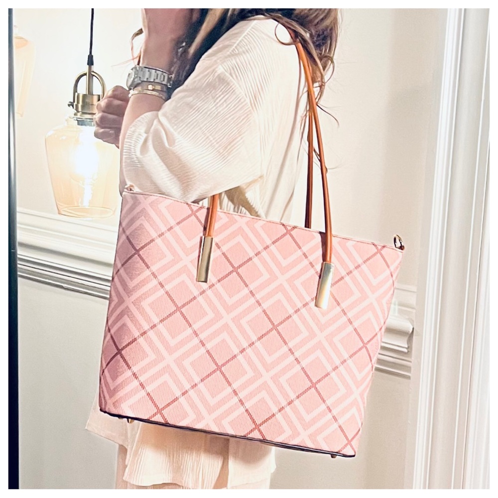 #15 Fabulous Chic Vegan Tote Bag